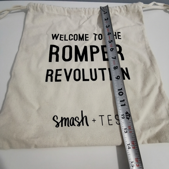 4 Drawstring Canvas Smash & Tess Bags - Picture 4 of 6